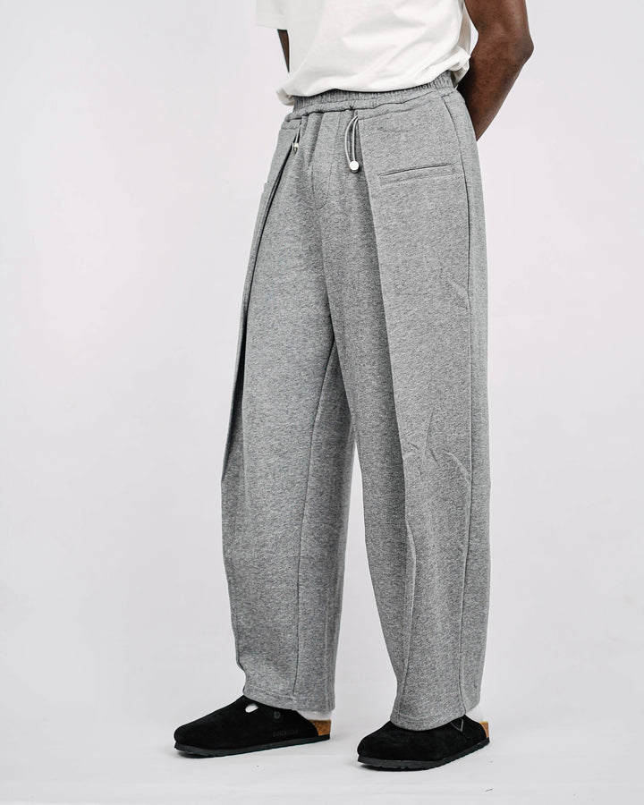 Nuclear fussion toggle Pleated Sweat Pants in Grey