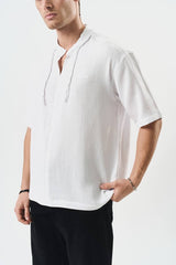 Retro club V neck shirt in white