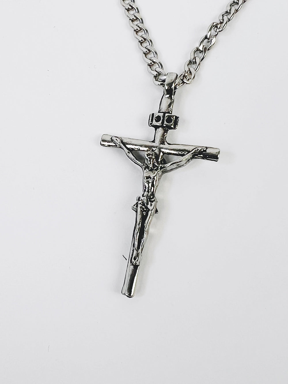 Crucifix Necklace in silver