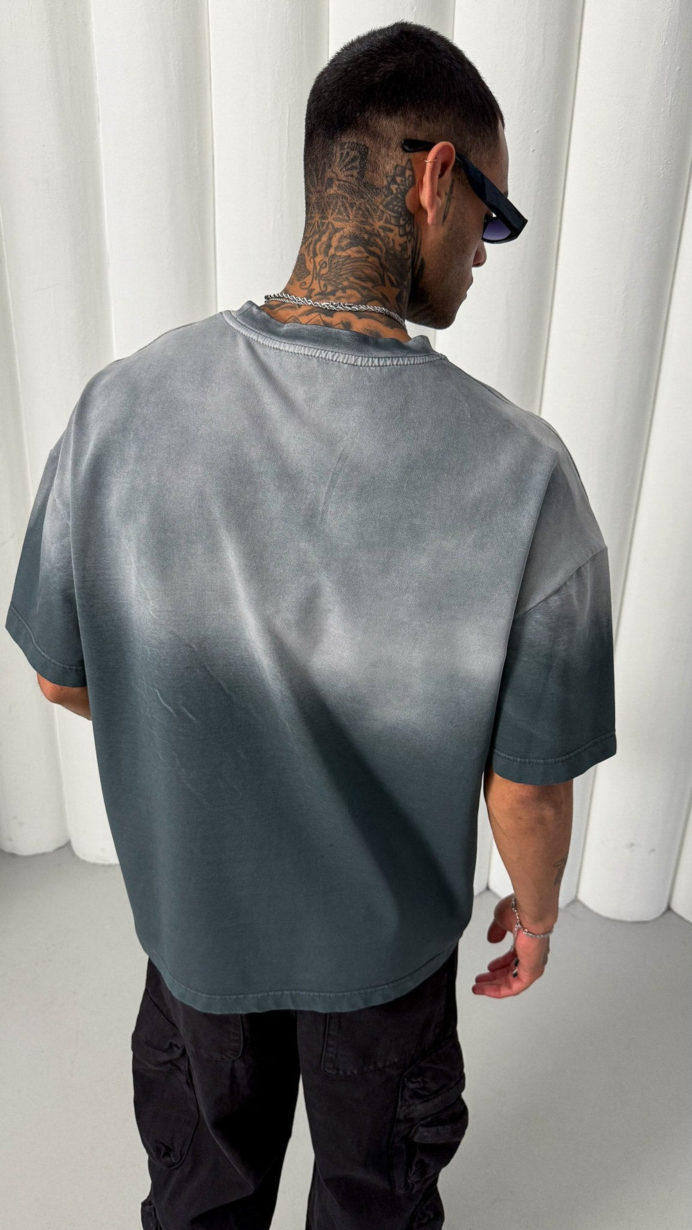 Mechanic Sun Faded T-shirt in Grey
