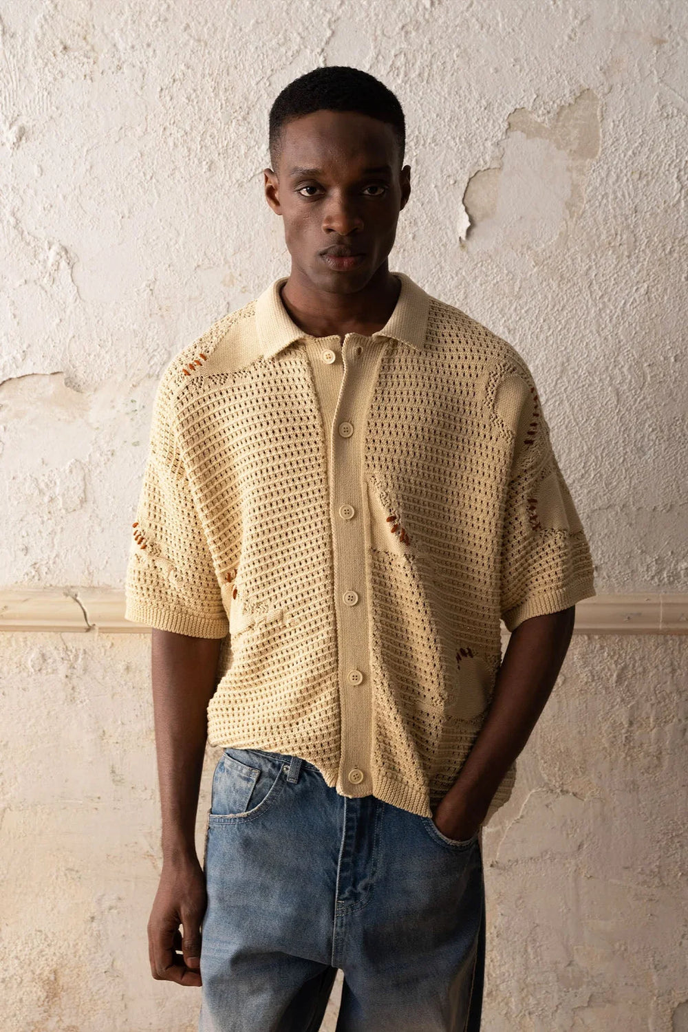 Giesto crochet shirt with brown stitching in beige