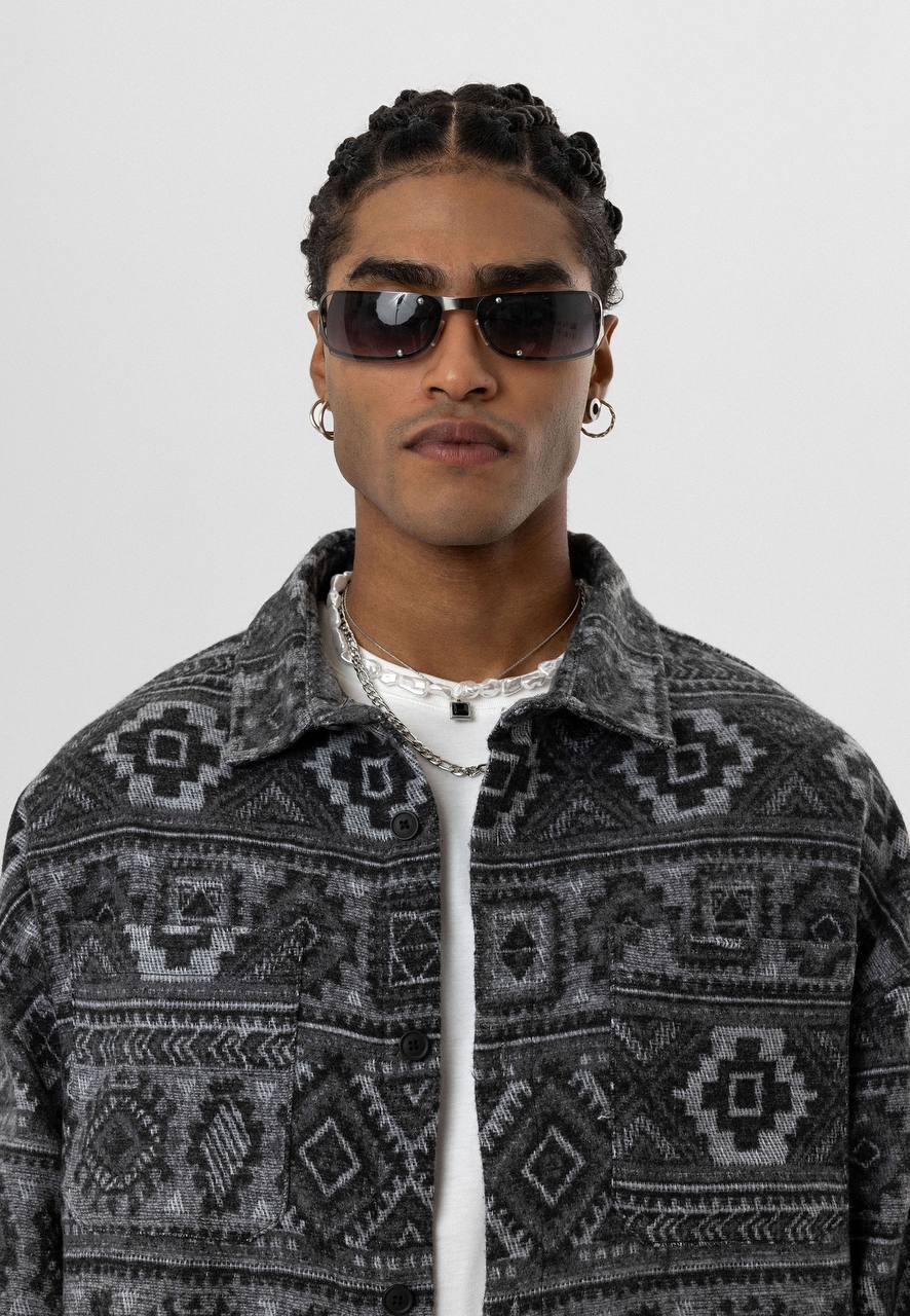 Essence of Life Siyah Overshirt