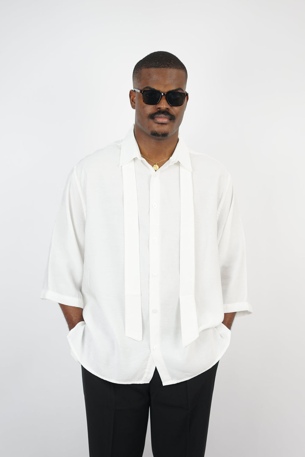 Mechanic Flowing Shirt with Bow in White