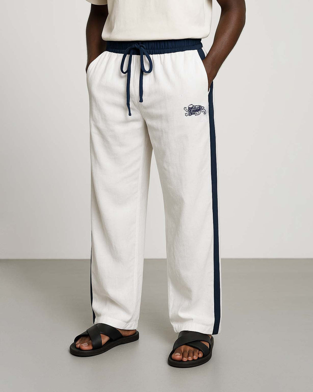Giesto Embroidered Double Toned Linen Pants in White