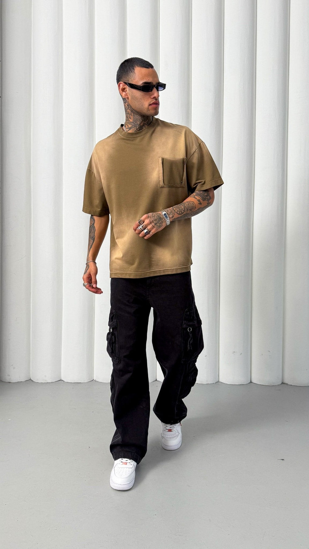 Mechanic Sun Faded T-shirt in Brown