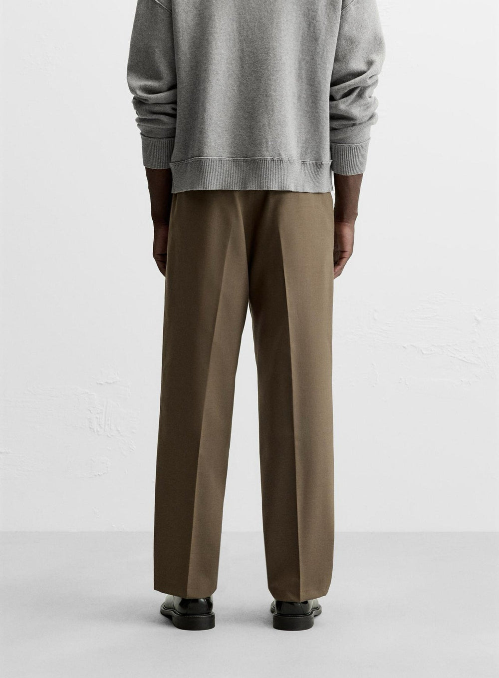 Garm Island Formal straight Pants in khaki