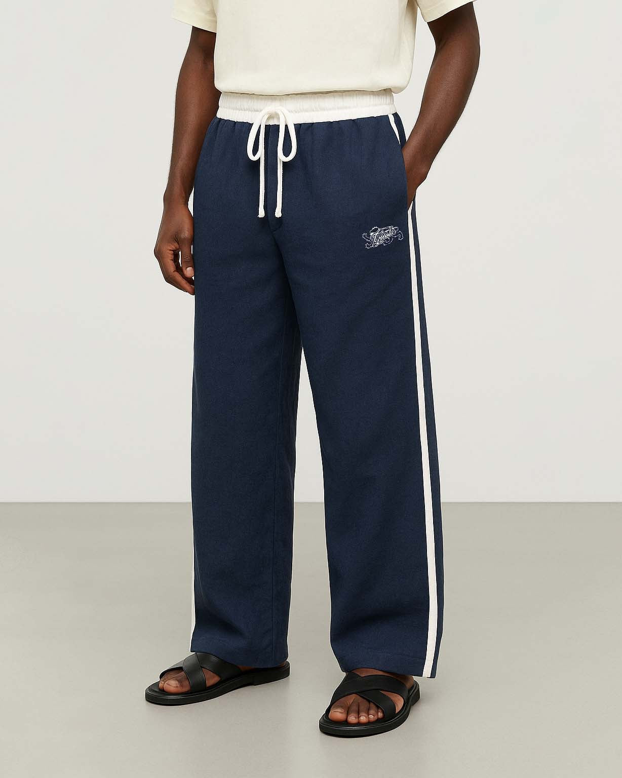 Giesto Embroidered Double Toned Linen Pants in Blue