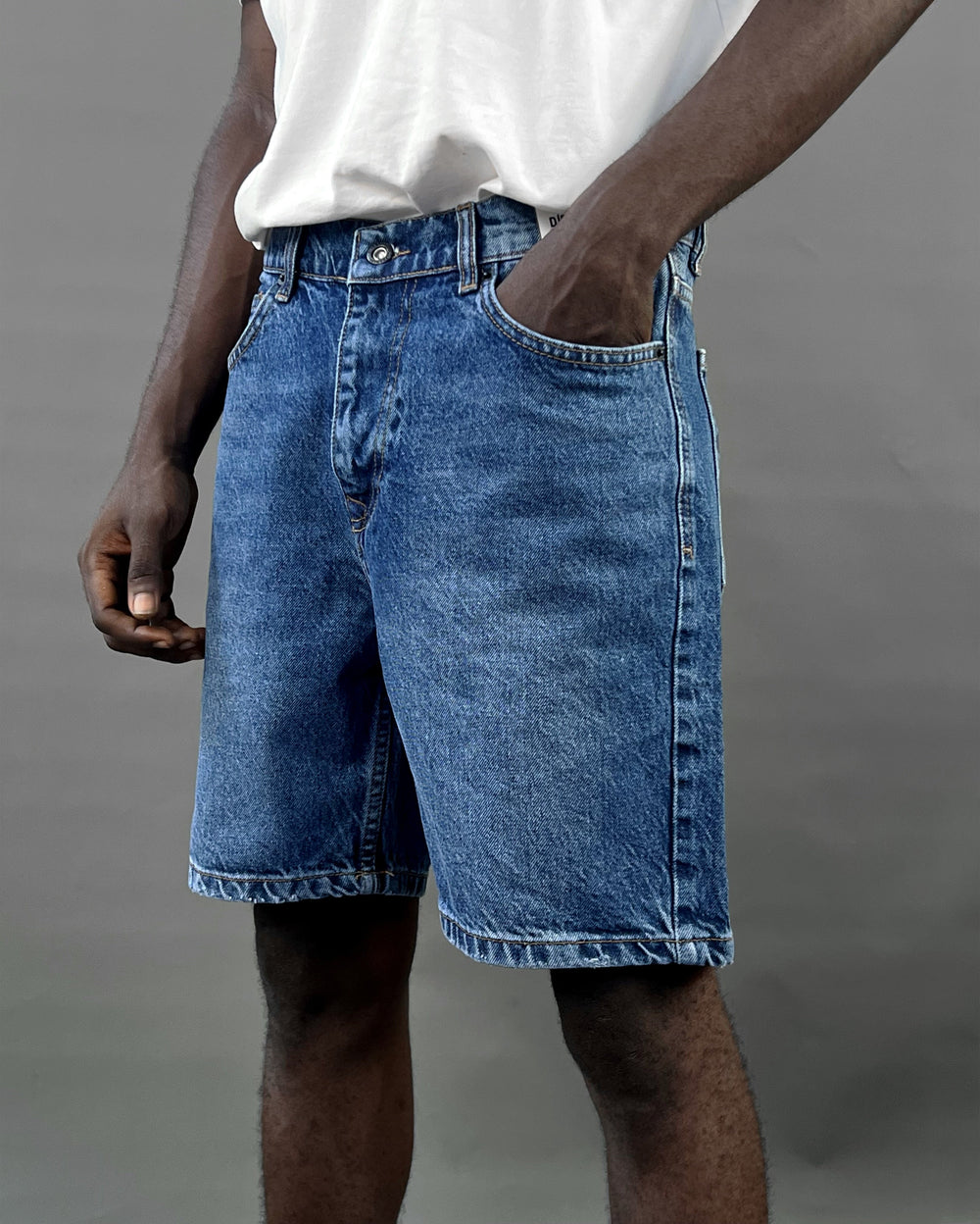 Difransel regular denim jean shorts in dark blue