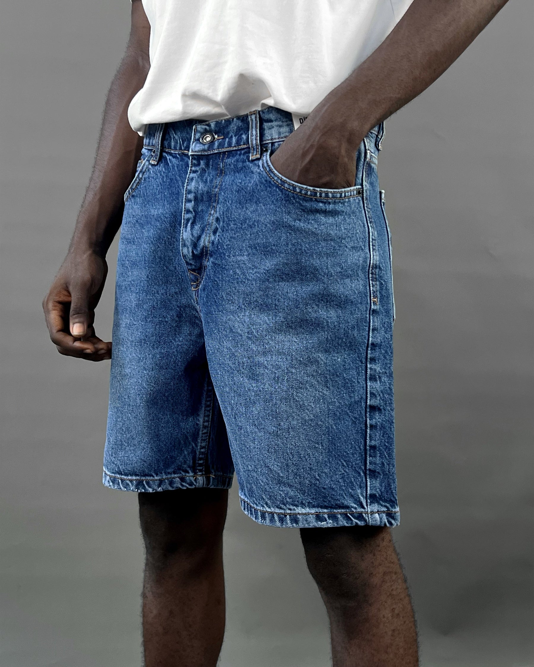 Difransel regular denim jean shorts in dark blue