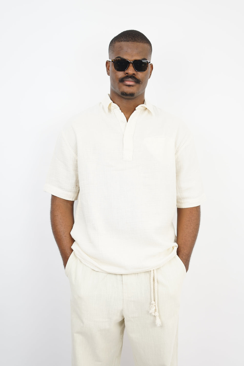 Giesto linen short sleeve shirt in off white