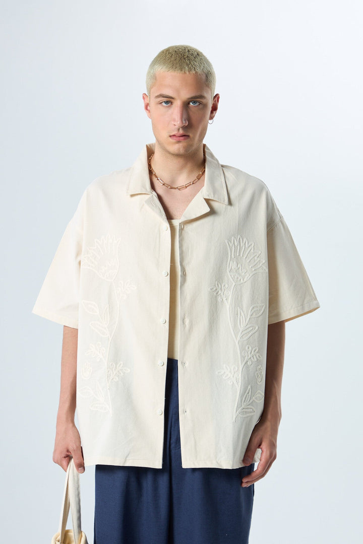 VAMOS FLORAL EMBROIDERED SHIRT IN BEIGE