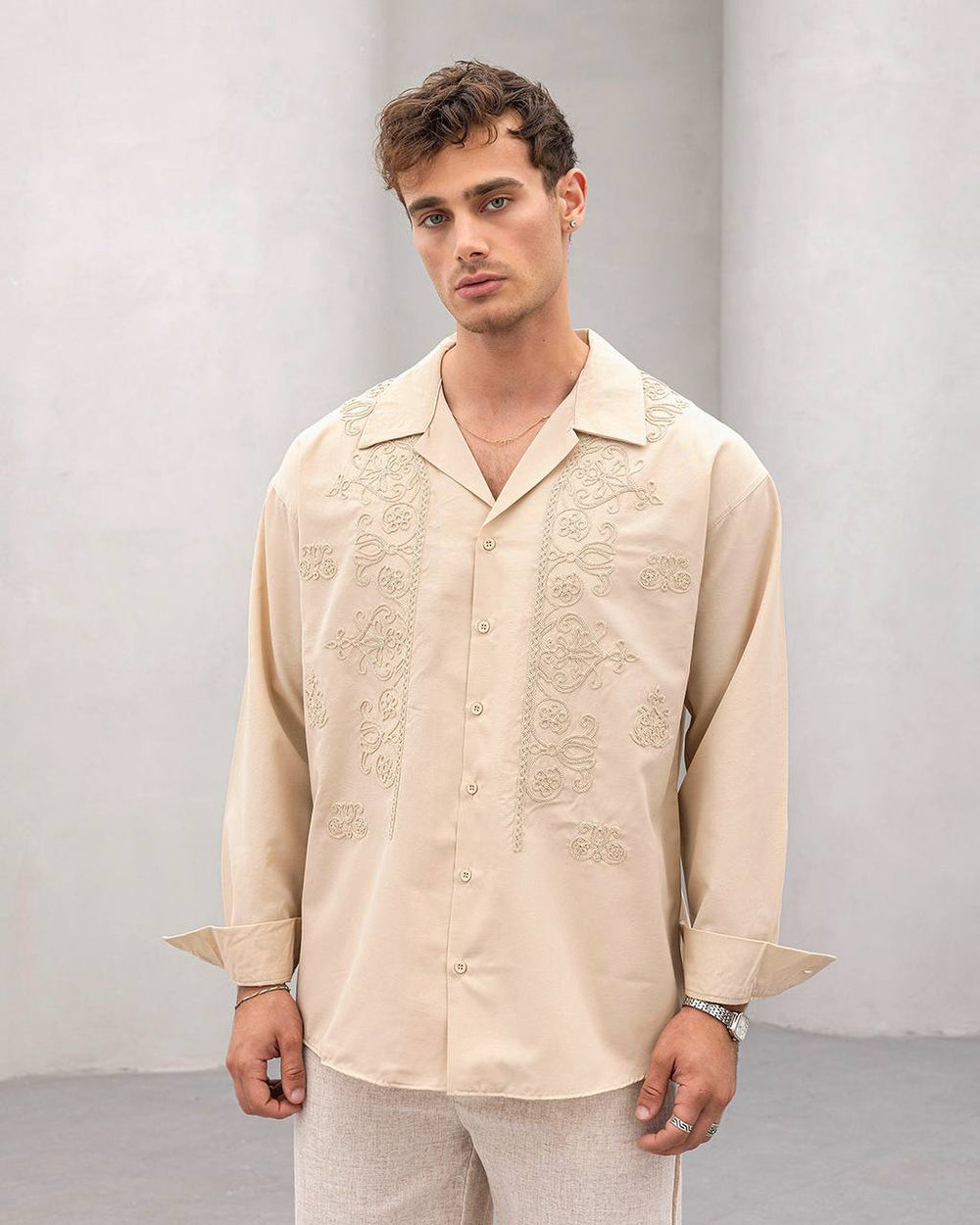 2morrow Floral Lace Panel Shirt in beige