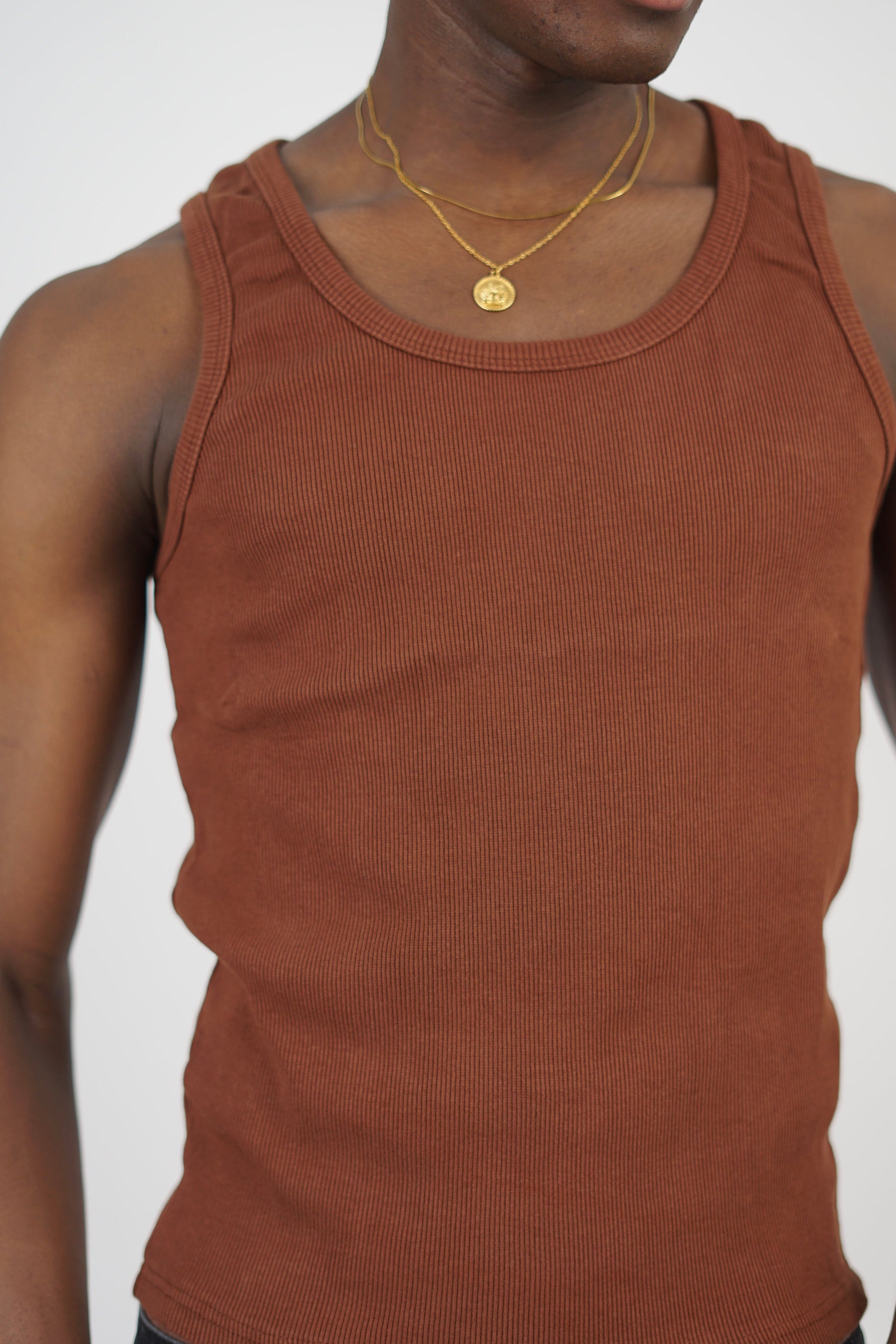 Vamos Cotton Vest T-shirt in Brown
