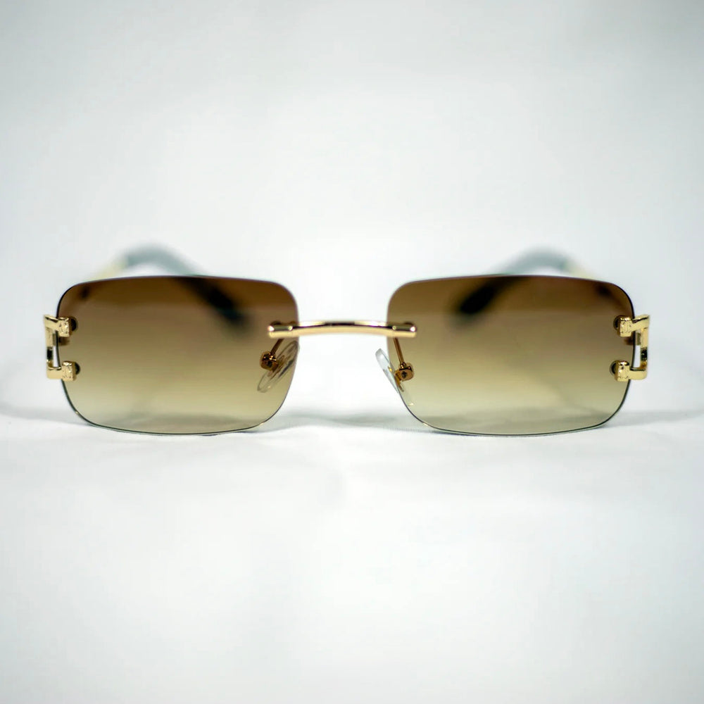 Pronged Square Frame Sun glasses in gradient