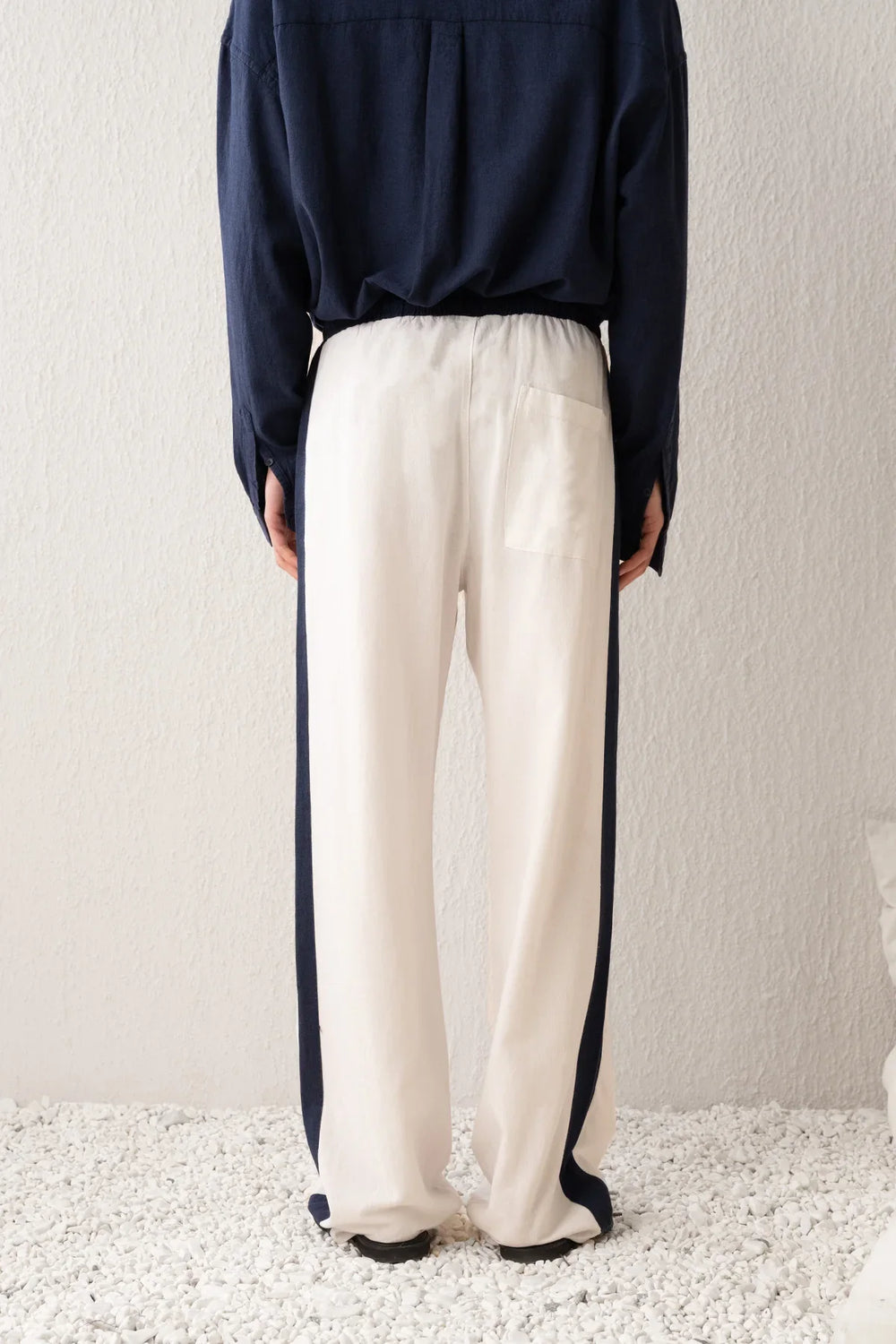 Giesto Embroidered Double Toned Linen Pants in White