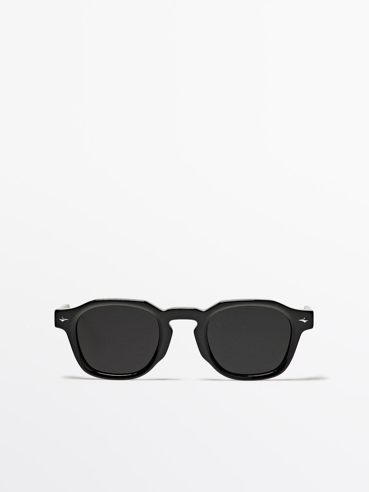 Geometric Vintage Solid Sun glasses in Black