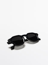 Geometric Vintage Solid Sun glasses in Black