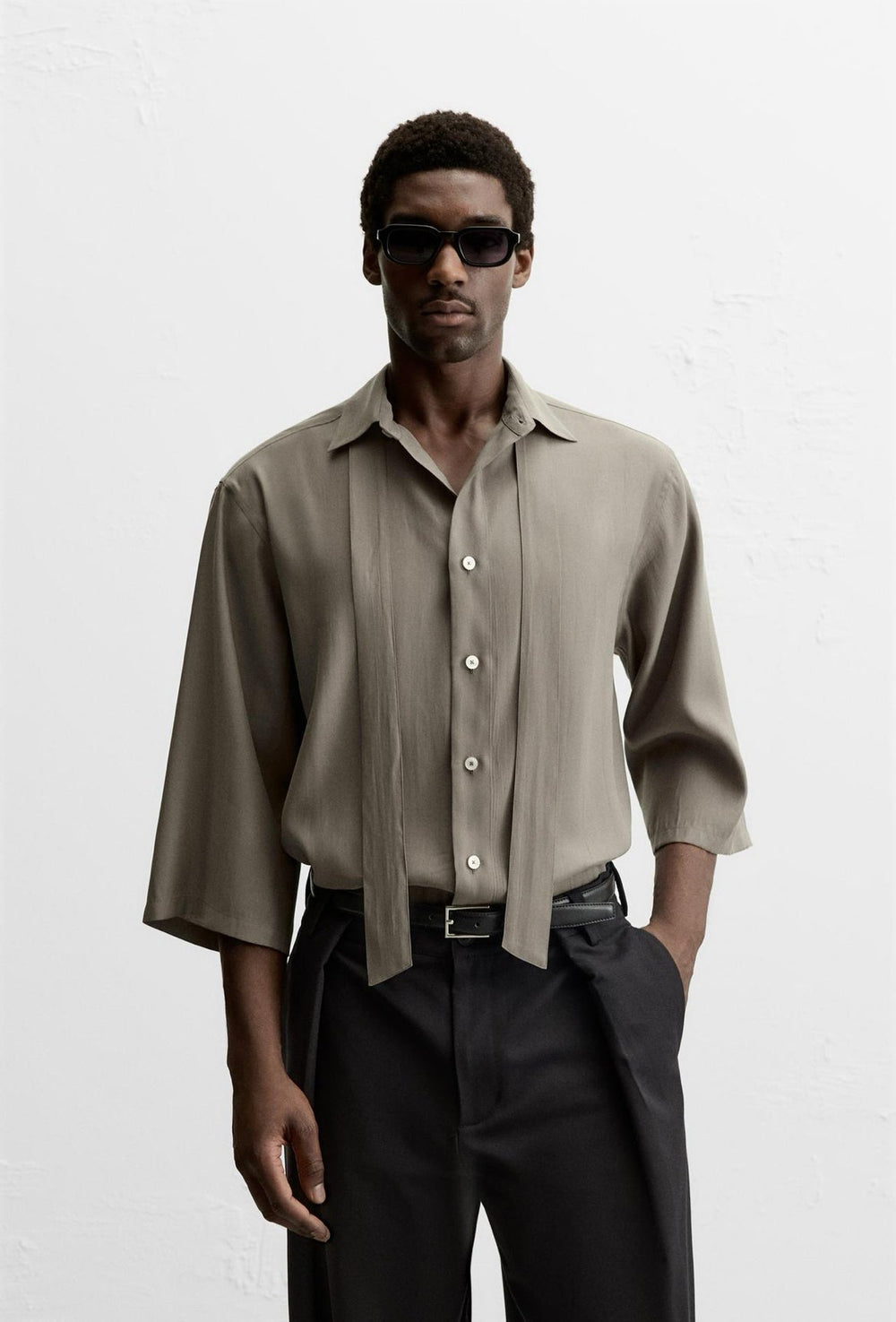 Mechanic Flowing Shirt with Bow in Khaki
