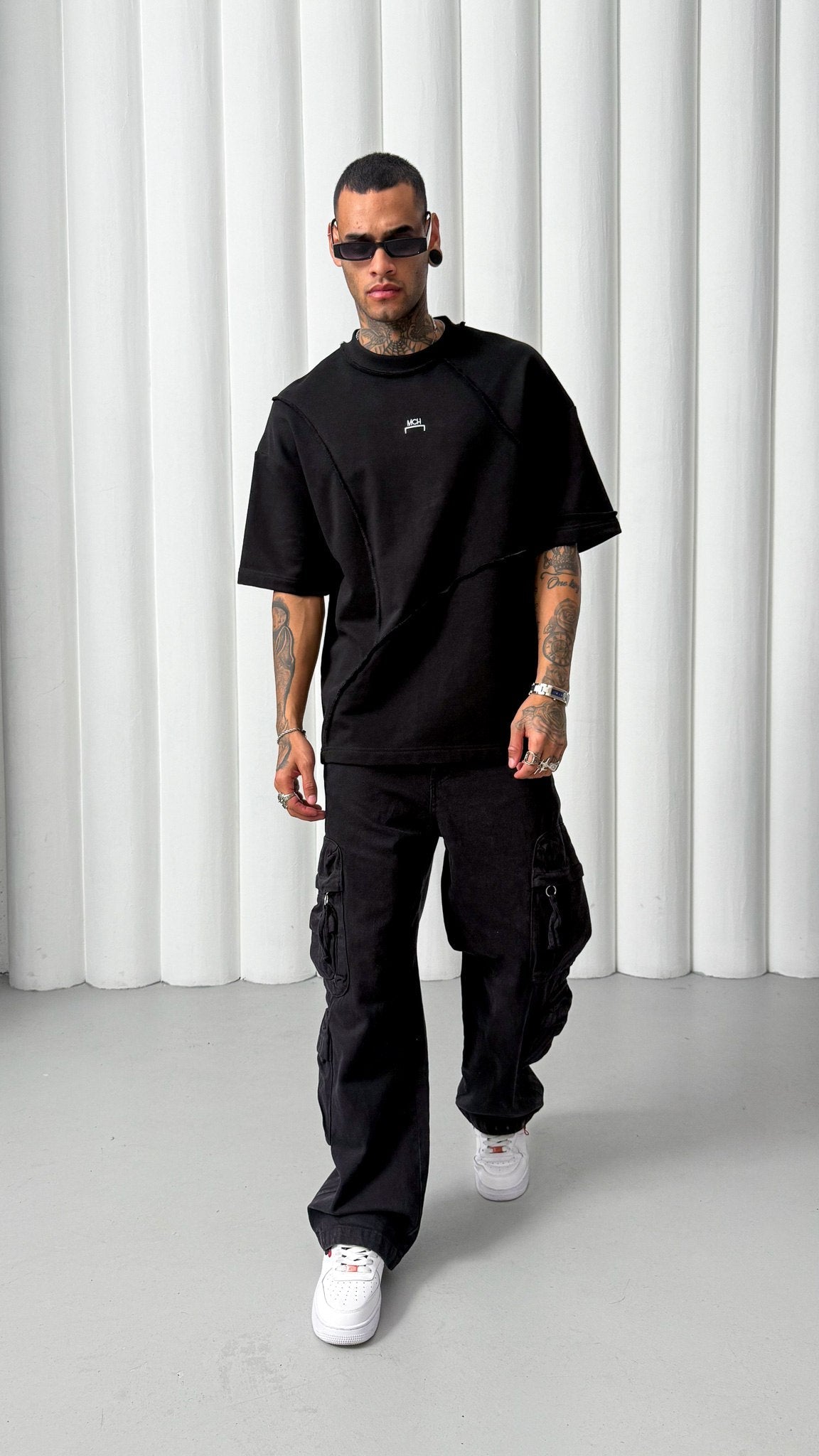 Mechanic Oversized Casual T-shirt in Black
