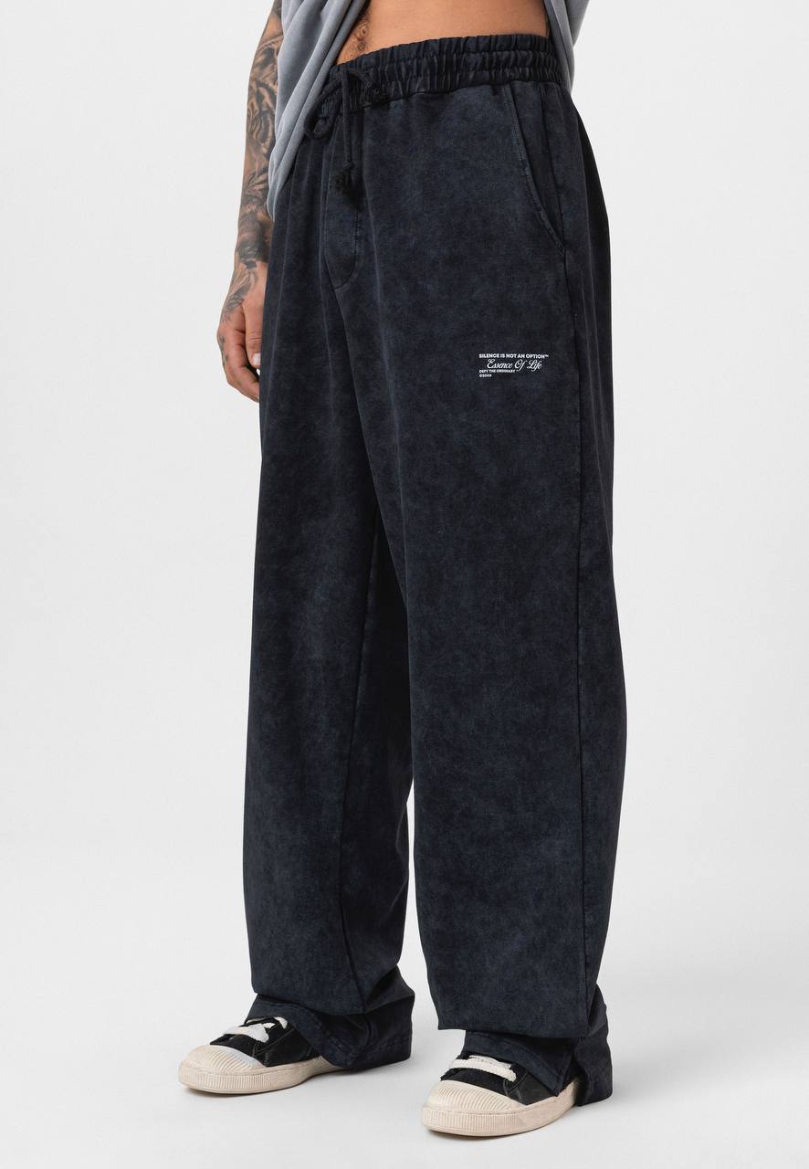 Essence of Life Straight Sweatpants in Washed Black
