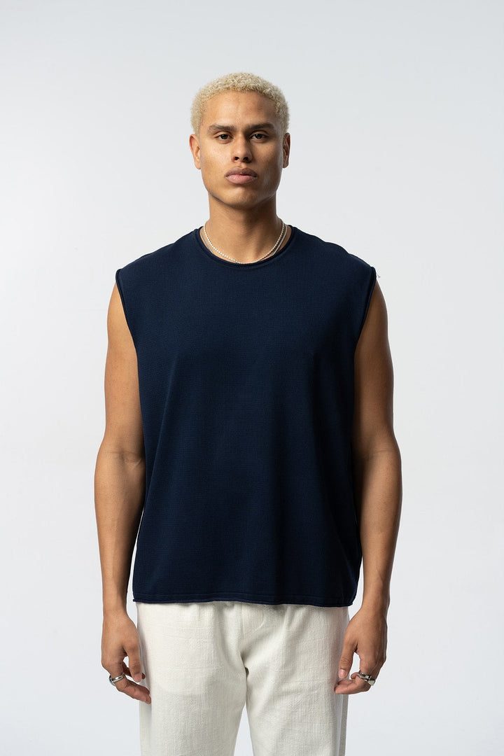 2512 Oversized sleeveless t-shirt in blue