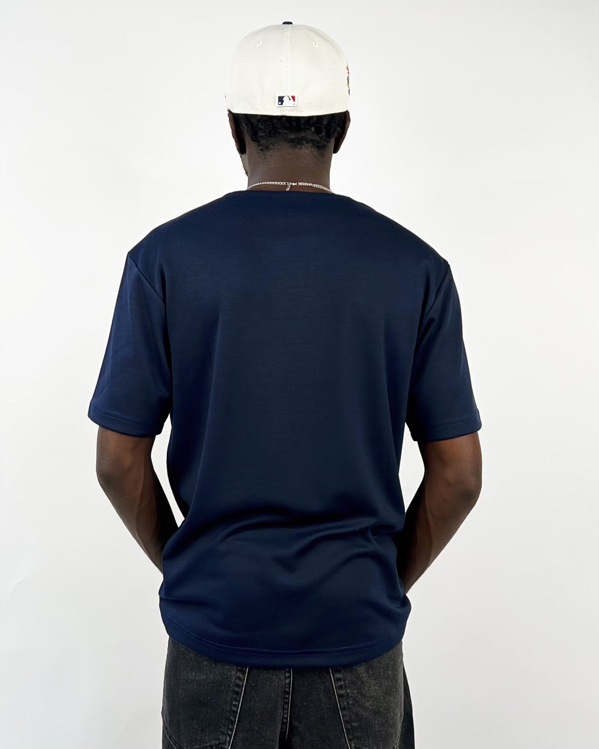 Garm Island Notch neck t-shirt in navy blue